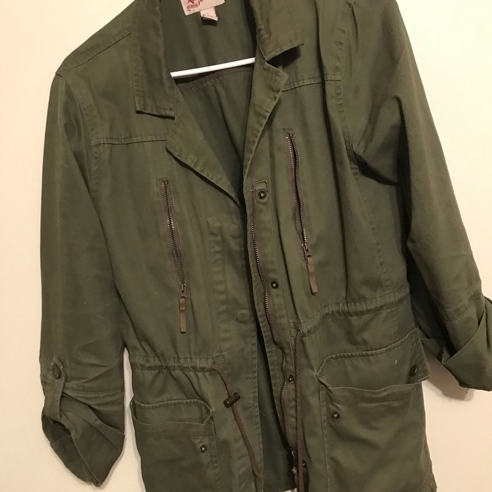 Jacket - Picture 3 of 3